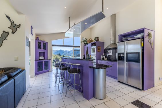 Portage View - kitchen